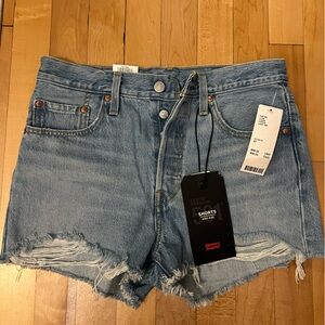 NWT Levi's Women's Light Blue Jean Shorts